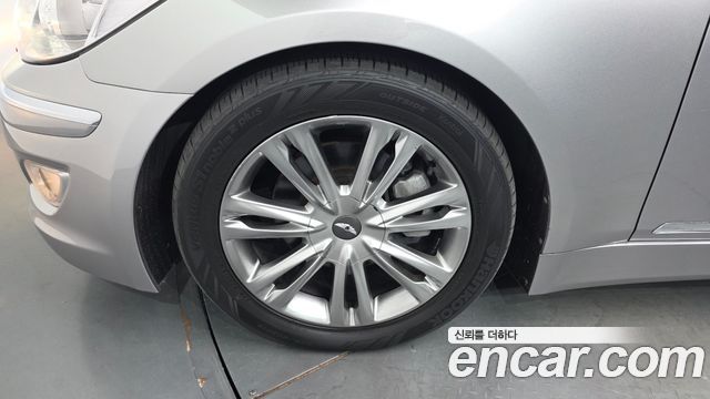 Hyundai Genesis BH 330 Luxury Standard 2012 — фото 5