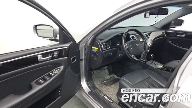 Hyundai Genesis BH 330 Luxury Standard 2012 — фото 10