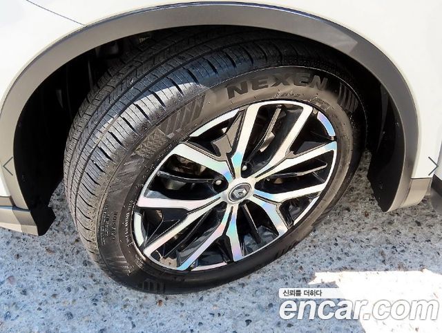 Renault Korea QM6 2.0 LPe RE Signature 2WD 2020 — фото 24
