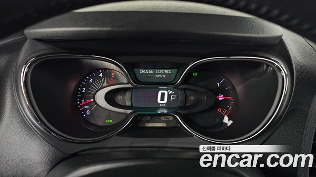 Renault Korea QM3 RE Signature 2017 — фото 8