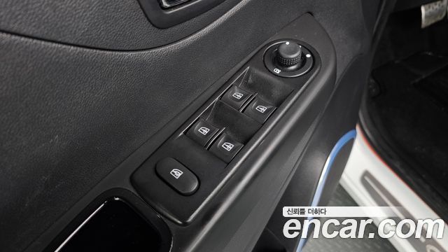 Renault Korea QM3 RE Signature 2017 — фото 28