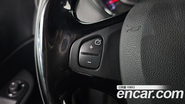 Renault Korea QM3 RE Signature 2017 — фото 29