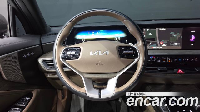 Kia K8 2.5 Gasoline 2WD Noblesse 2023 — фото 13