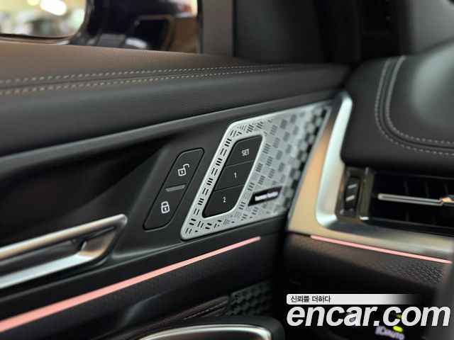 BMW X1 (U11) sDrive 20i M Sport 2023 — фото 17