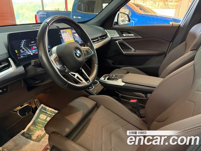 BMW X1 (U11) sDrive 20i M Sport 2023 — фото 18