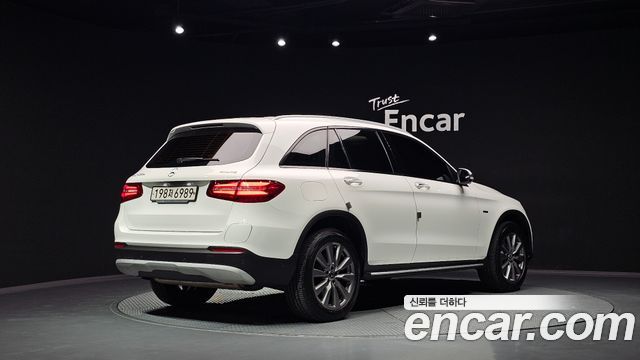 Mercedes-Benz GLC-Class (X253) GLC350e 4MATIC Premium 2019 — фото 2