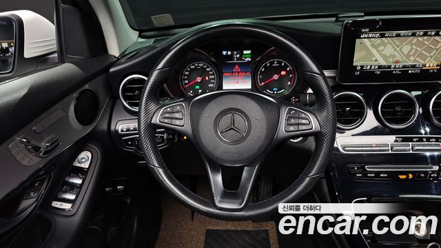 Mercedes-Benz GLC-Class (X253) GLC350e 4MATIC Premium 2019 — фото 13