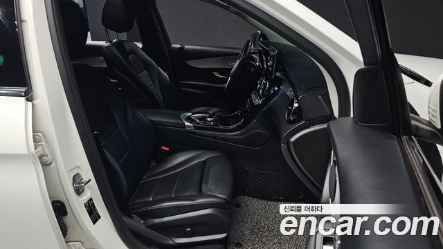 Mercedes-Benz GLC-Class (X253) GLC350e 4MATIC Premium 2019 — фото 26