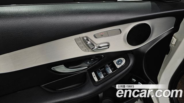 Mercedes-Benz GLC-Class (X253) GLC350e 4MATIC Premium 2019 — фото 28