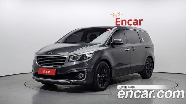 Kia Carnival 9-seater Prestige