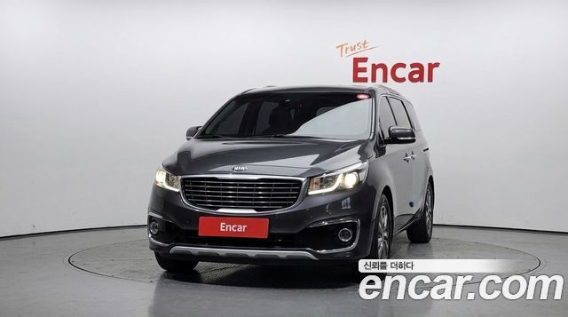 Kia Carnival 9-seater Prestige 2018 — фото 3