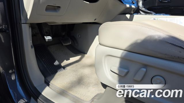 Kia Carnival 9-seater Prestige 2018 — фото 19