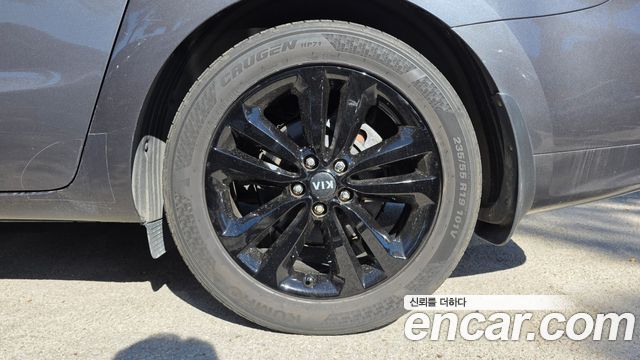Kia Carnival 9-seater Prestige 2018 — фото 21