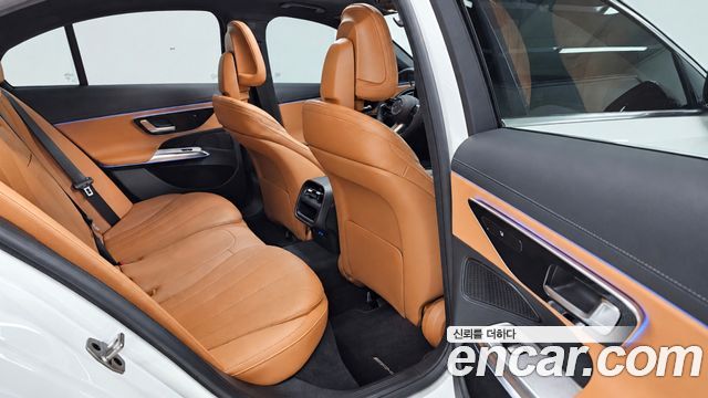 Mercedes-Benz E-Class (W214) E200 AMG Line 2026 — фото 15