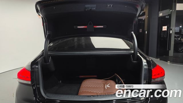 Genesis G80 3.3 GDI AWD Premium Luxury 2018 — фото 20