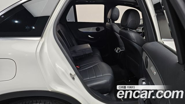 Mercedes-Benz GLC-Class (X253) GLC300e 4MATIC 2022 — фото 11