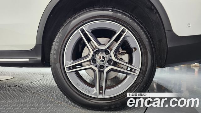 Mercedes-Benz GLC-Class (X253) GLC300e 4MATIC 2022 — фото 21