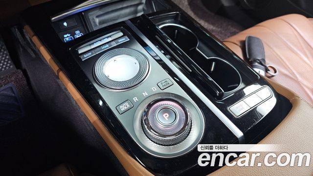 Genesis G80 (RG3) Gasoline 2.5 Turbo AWD 2022 — фото 9