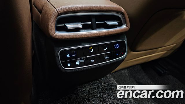 Genesis G80 (RG3) Gasoline 2.5 Turbo AWD 2022 — фото 35