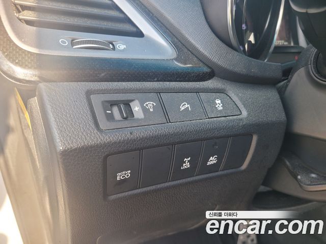 Hyundai Santa Fe (DM) Diesel(e-VGT) 2.0 4WD Exclusive Special 2015 — фото 24