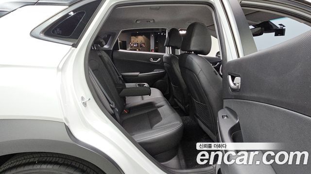 Hyundai Kona 1.6 Turbo 2WD Premium 2018 — фото 12
