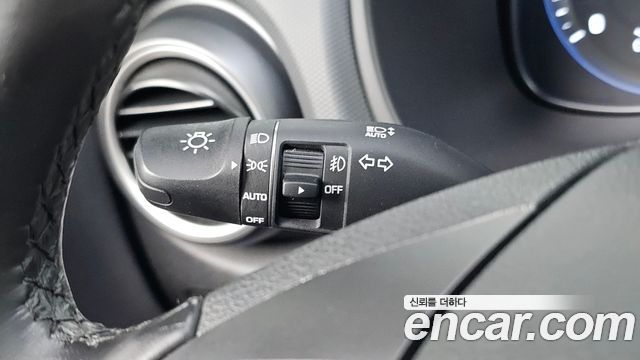 Hyundai Kona 1.6 Turbo 2WD Premium 2018 — фото 16