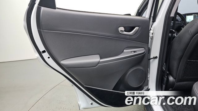 Hyundai Kona 1.6 Turbo 2WD Premium 2018 — фото 25
