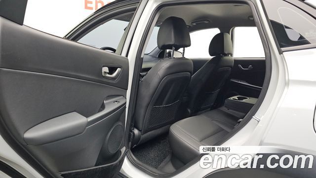 Hyundai Kona 1.6 Turbo 2WD Premium 2018 — фото 26