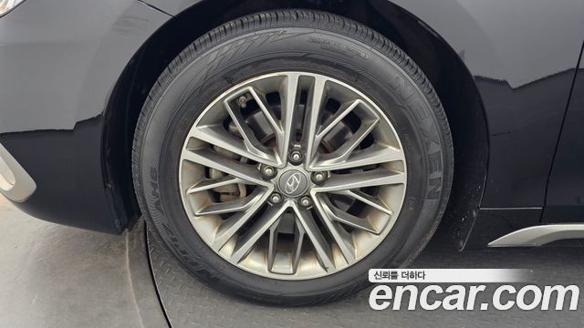Hyundai Grandeur (IG) 2.4 Premium 2019 — фото 5