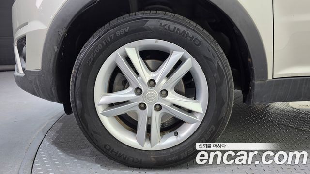 KG Mobility (SsangYong) Korando C 2.0 CVT 2WD Deluxe 2014 — фото 5