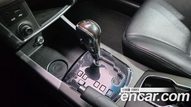 KG Mobility (SsangYong) Korando C 2.0 CVT 2WD Deluxe 2014 — фото 9
