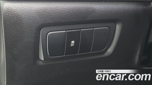 KG Mobility (SsangYong) Korando C 2.0 CVT 2WD Deluxe 2014 — фото 13