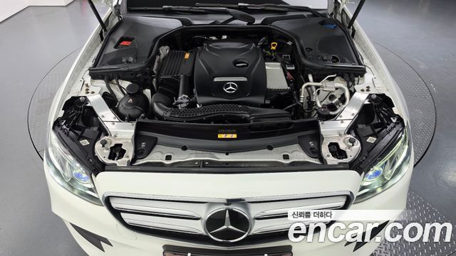Mercedes-Benz E-Class (W213) E300 4MATIC AMG Line 2020 — фото 6