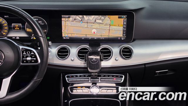 Mercedes-Benz E-Class (W213) E300 4MATIC AMG Line 2020 — фото 13