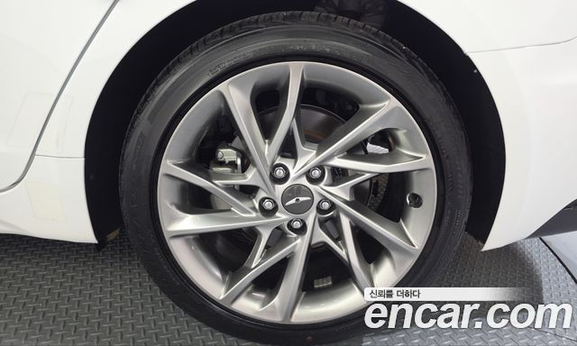 Genesis G70 Gasoline 2.0T 4WD 2022 — фото 21