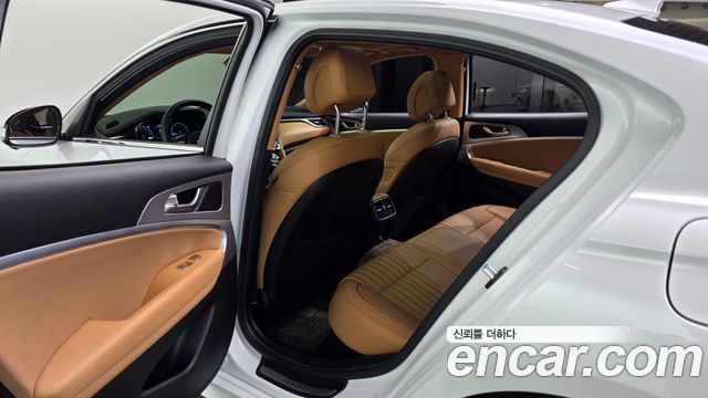 Genesis G70 Gasoline 2.0T 4WD 2022 — фото 26