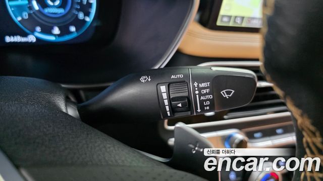 Genesis G70 Gasoline 2.0T 4WD 2022 — фото 39