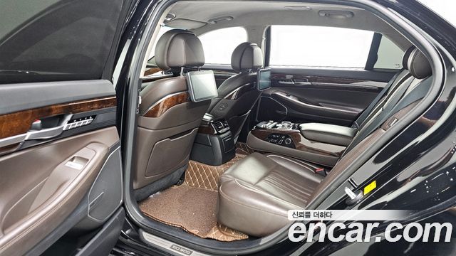Genesis EQ900 3.8 GDI AWD Prestige 2016 — фото 12