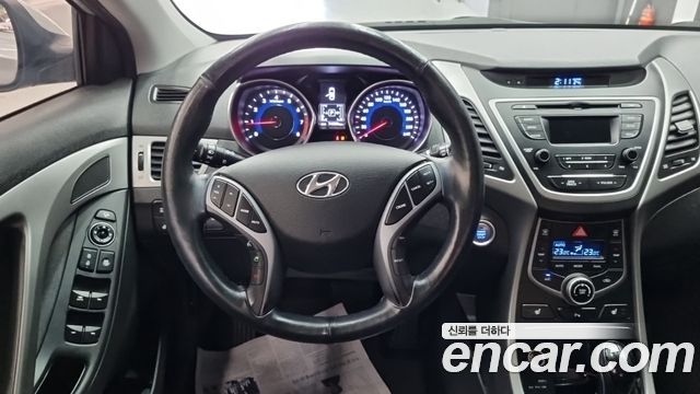 Hyundai Avante 1.6 GDi Modern Standard 2015 — фото 16