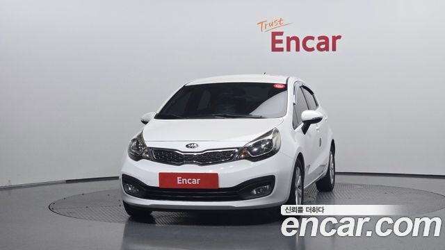 Kia Pride 1.6 GDI Sedan Luxury 2013 — фото 3