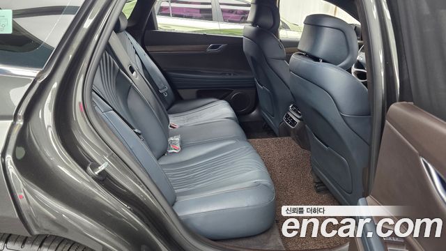 Genesis G80 (RG3) Gasoline 3.5 Turbo AWD 2023 — фото 12