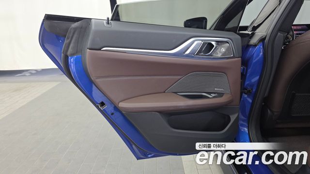 BMW i4 eDrive40 M Sports Pro 2023 — фото 25