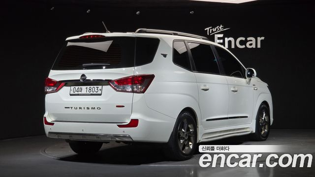 KG Mobility (SsangYong) Korando Turismo 4WD Extreme Sport 9-Seater 2019 — фото 2