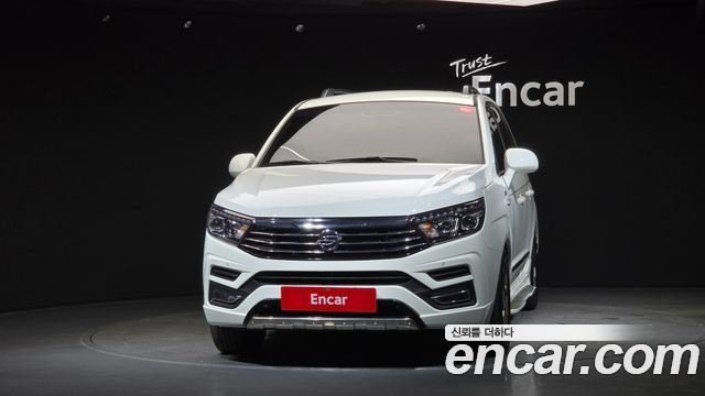 KG Mobility (SsangYong) Korando Turismo 4WD Extreme Sport 9-Seater 2019 — фото 3