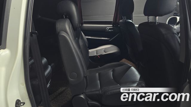 KG Mobility (SsangYong) Korando Turismo 4WD Extreme Sport 9-Seater 2019 — фото 11