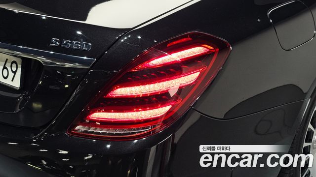 Mercedes-Benz S-Class (W222) Maybach S560 4MATIC 2018 — фото 23