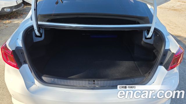 Renault Korea SM6 2.0 LPe SE (Rental car) 2019 — фото 18