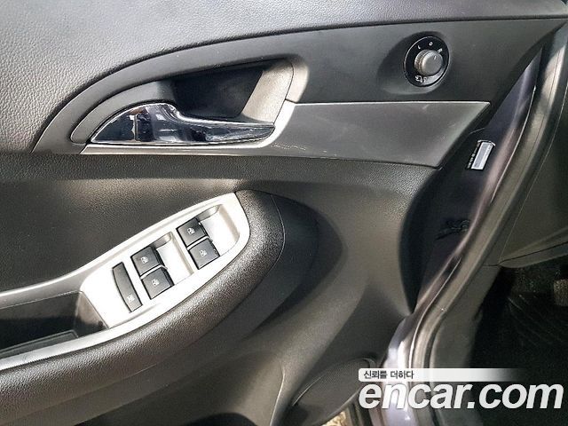 Chevrolet Orlando 2.0 Diesel LTZ Premium 2013 — фото 15