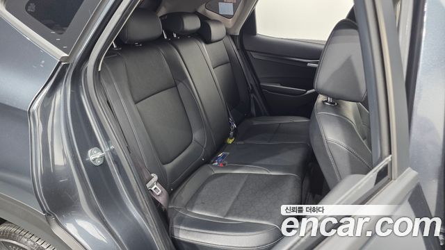 Kia Seltos Gasoline 1.6 Turbo 2WD Prestige 2023 — фото 12