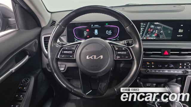 Kia Seltos Gasoline 1.6 Turbo 2WD Prestige 2023 — фото 16